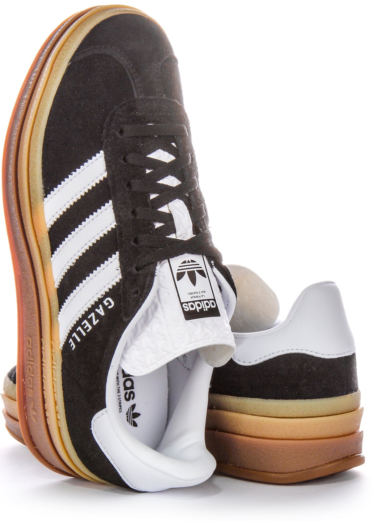 Baskets Adidas Gazelle Bold W Three Layers Q Pannel Gum Sole pour femmes en daim noir et blanc