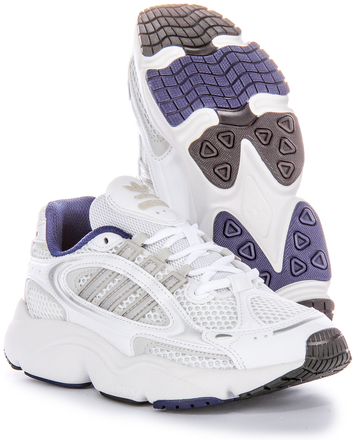 Chaussures de sport en mesh pour femme Adidas 90s Design Adiplus avec amorti en blanc