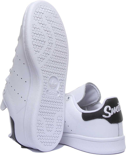Adidas Stan Smith Baskets décontractées en cuir à lacets pour jeunes en blanc et noir